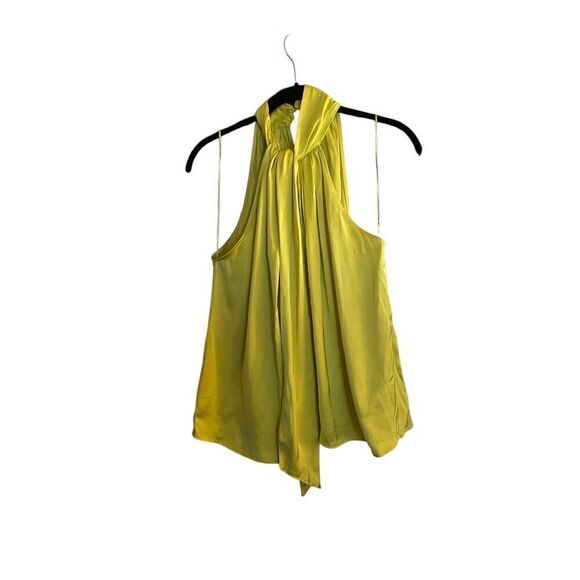 Zara women’s NWT green front bow silky ￼￼ blouse size small - Picture 1 of 4